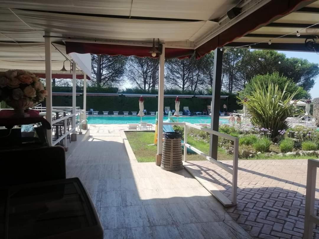 Casale Certosa Hotel Pavona Exterior photo