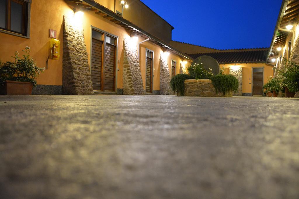 Casale Certosa Hotel Pavona Exterior photo